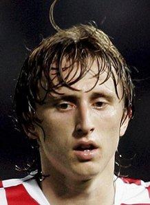 阿斯：贝蒂斯将效仿安东尼模式，打算明年夏窗买断阿姆拉巴特